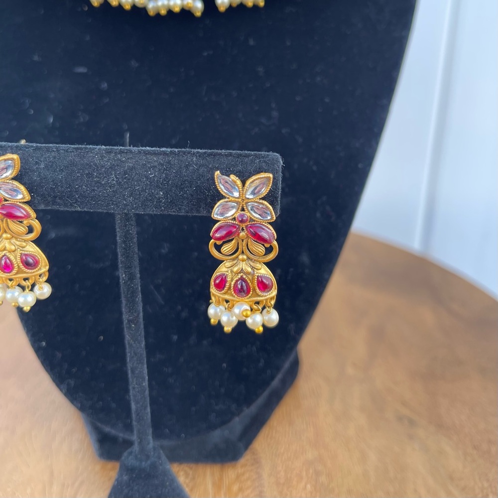 Gold Plated Pink Kundan & Pearl Choker Necklace Set for Women - Picture 9 of 12